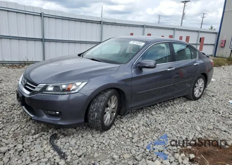 2015 Honda Accord Exl z USA, uszkodzony, nr VIN 1HGCR2F83FA070995